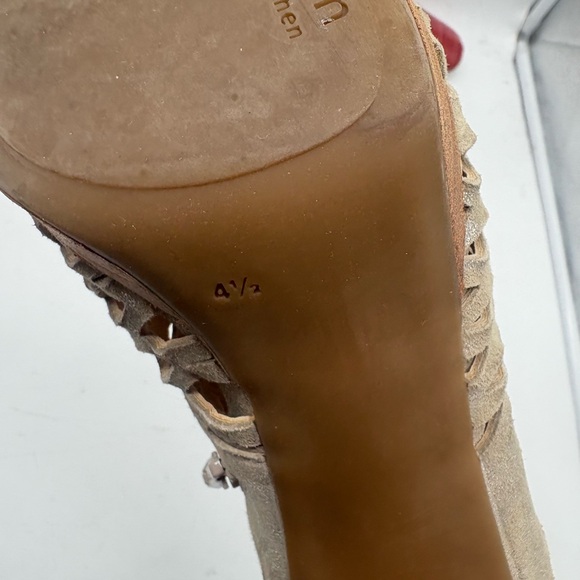 Paul Green Taupe Peep-Toe leather Ankle Boots cutout size 7 stacked wooden heel - Picture 9 of 10